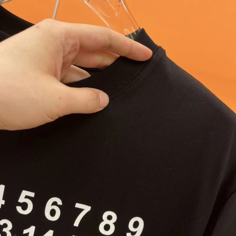 UrbanChic Maison Margiela T-Shirts 161422