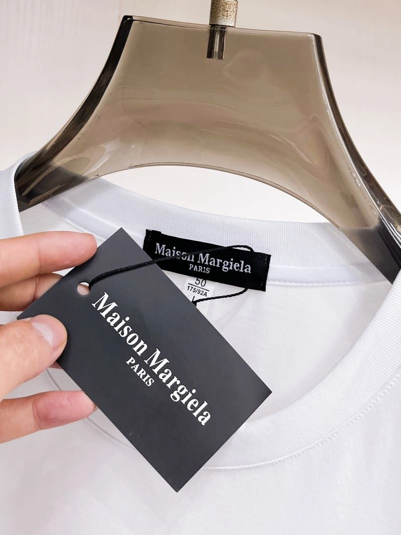 ModernLook Maison Margiela T-Shirts 161410