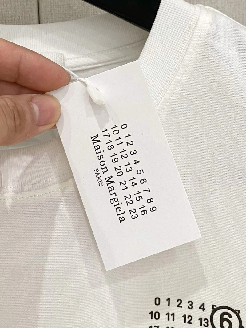 Maison Margiela T-Shirts WellDesigned 161400