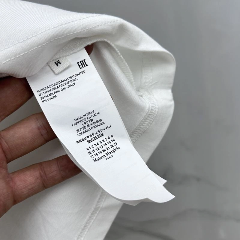 ComfortFit Maison Margiela T-Shirts 161398