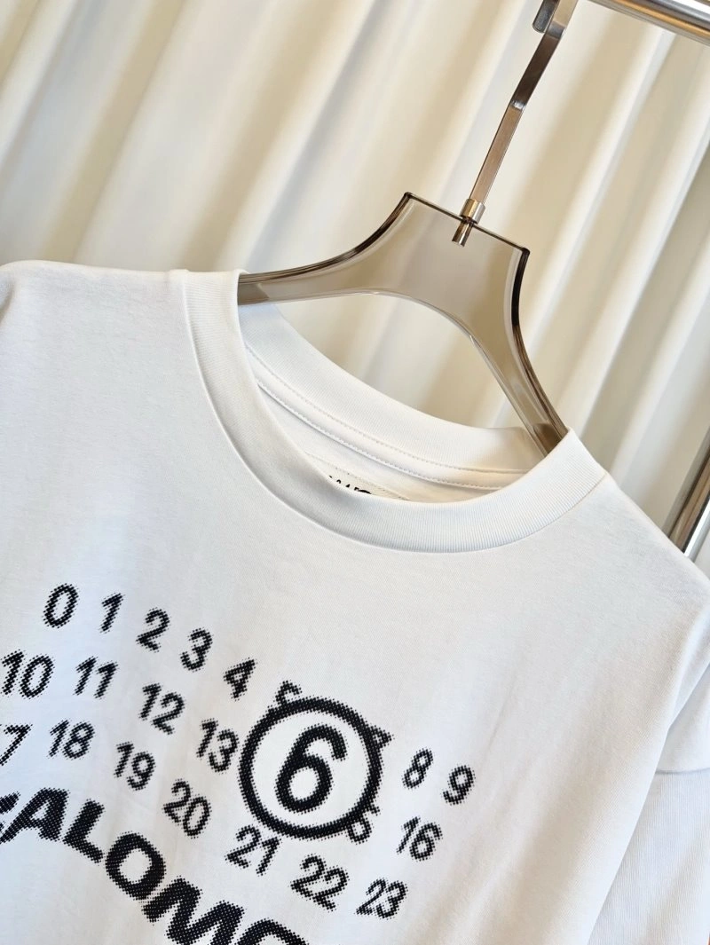 Maison Margiela T-Shirts Breathable 153070