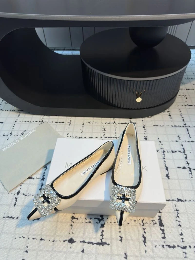 Manolo Blahnik Shoes Resilient 7659