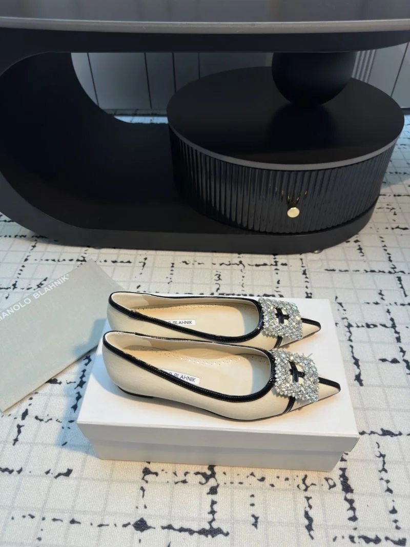 Manolo Blahnik Shoes Resilient 7659
