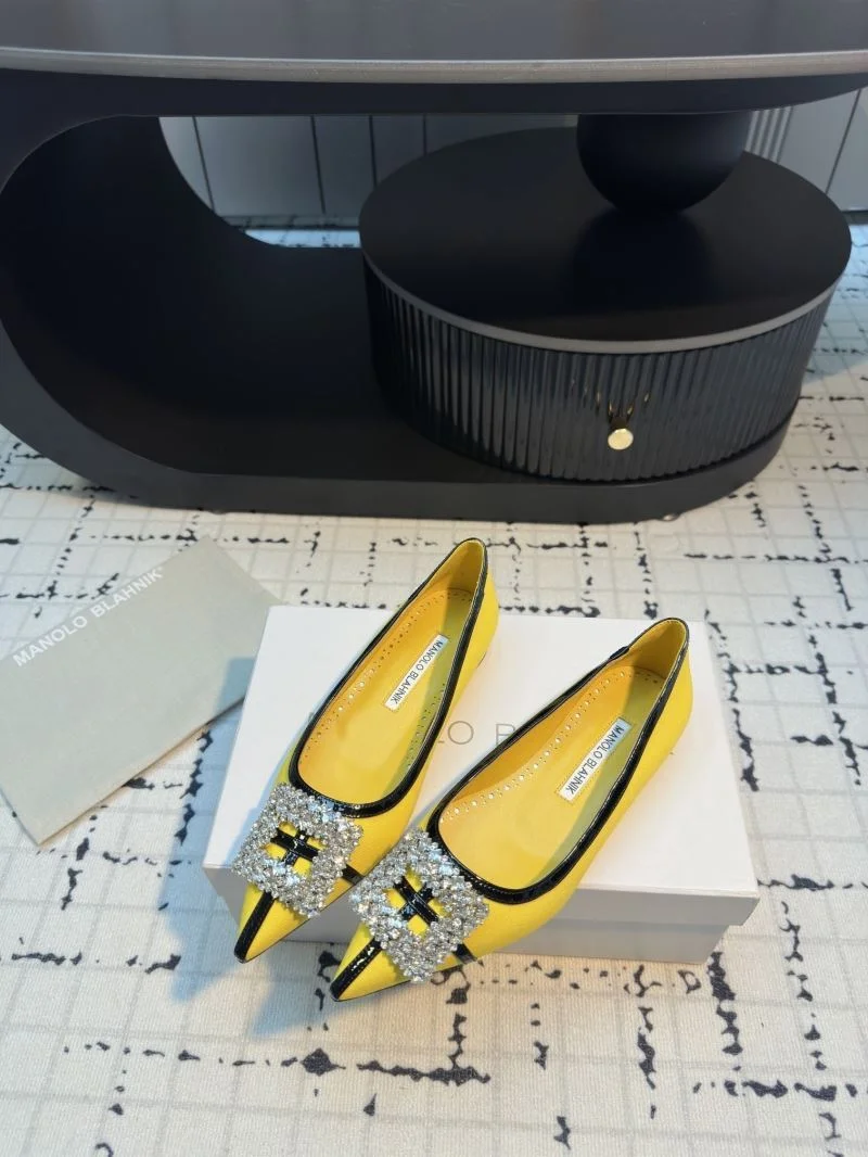 AllSeason Manolo Blahnik Shoes 7620