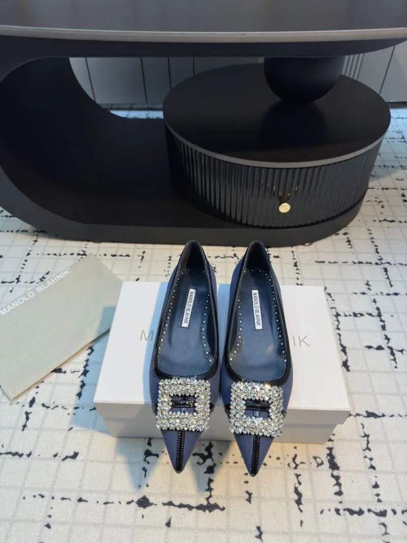 Manolo Blahnik Shoes SmoothTexture 7626