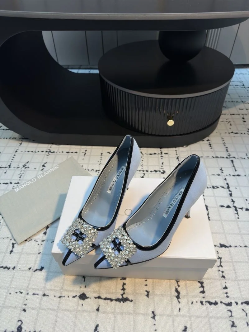 Manolo Blahnik Shoes FreshLook 7685