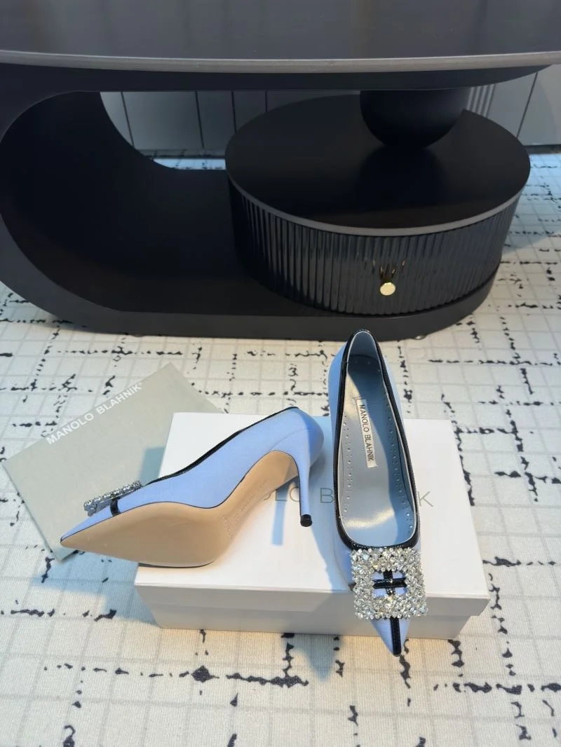 Manolo Blahnik Shoes FreshLook 7685