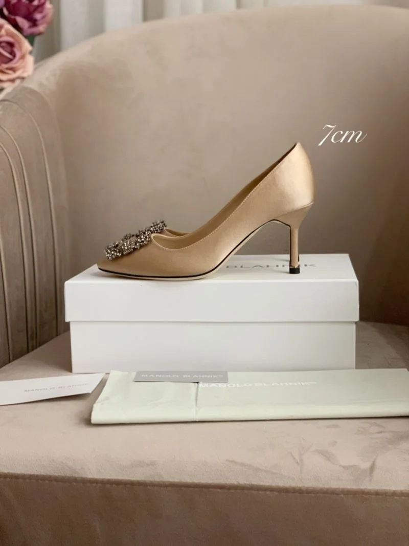 Timeless Manolo Blahnik Shoes 9612