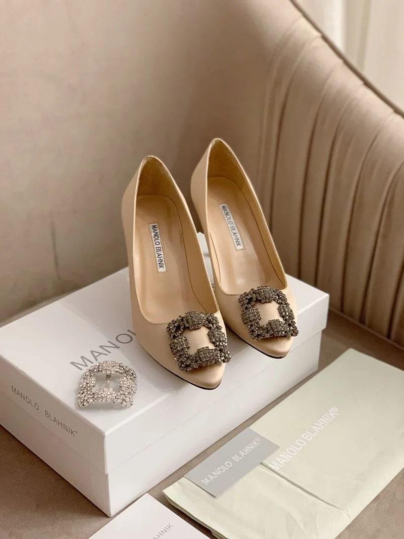 Timeless Manolo Blahnik Shoes 9612
