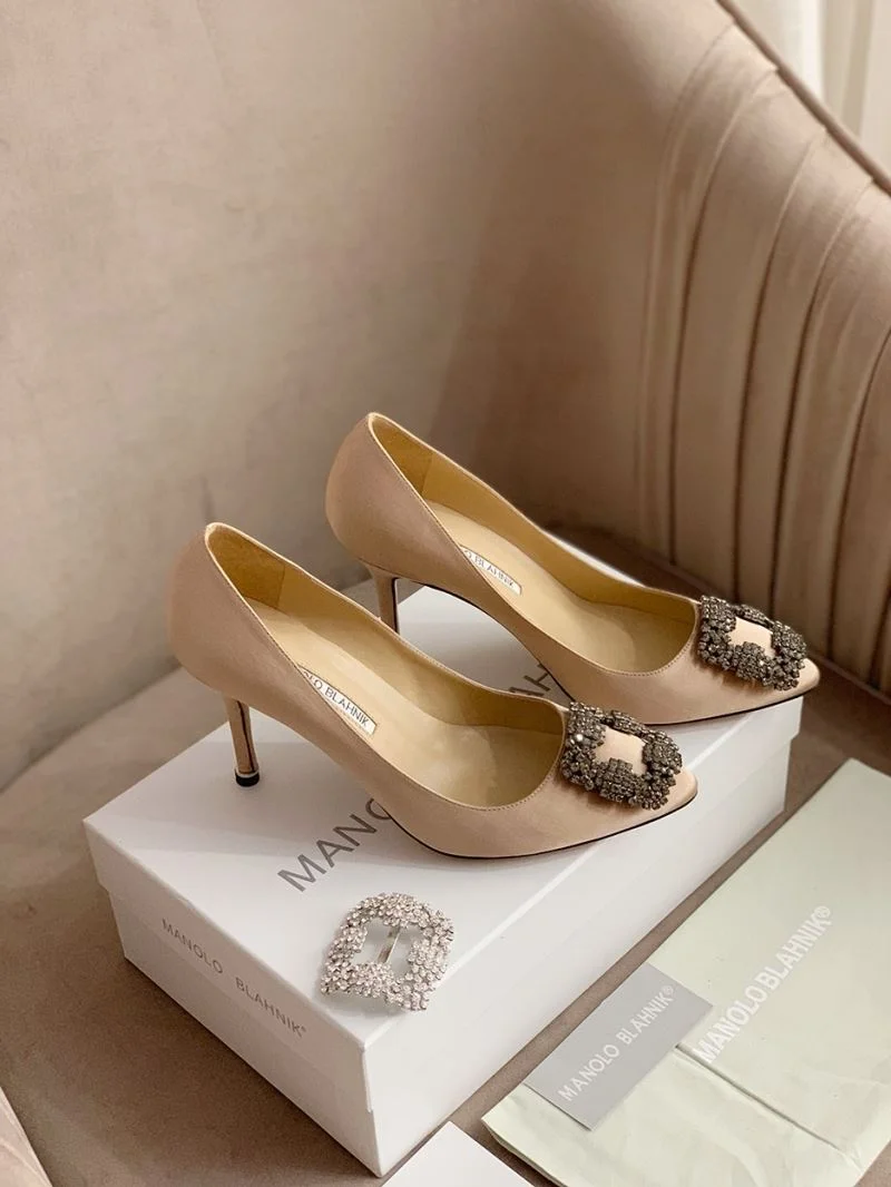 Timeless Manolo Blahnik Shoes 9612