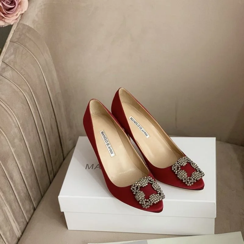 FashionForward Manolo Blahnik Shoes 9621