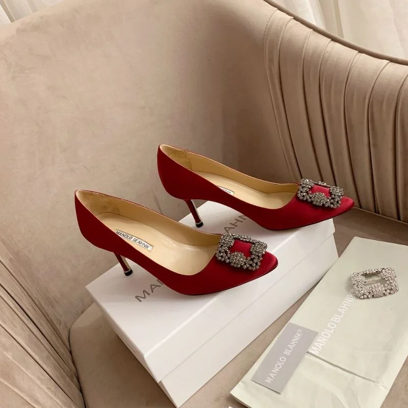 FashionForward Manolo Blahnik Shoes 9621