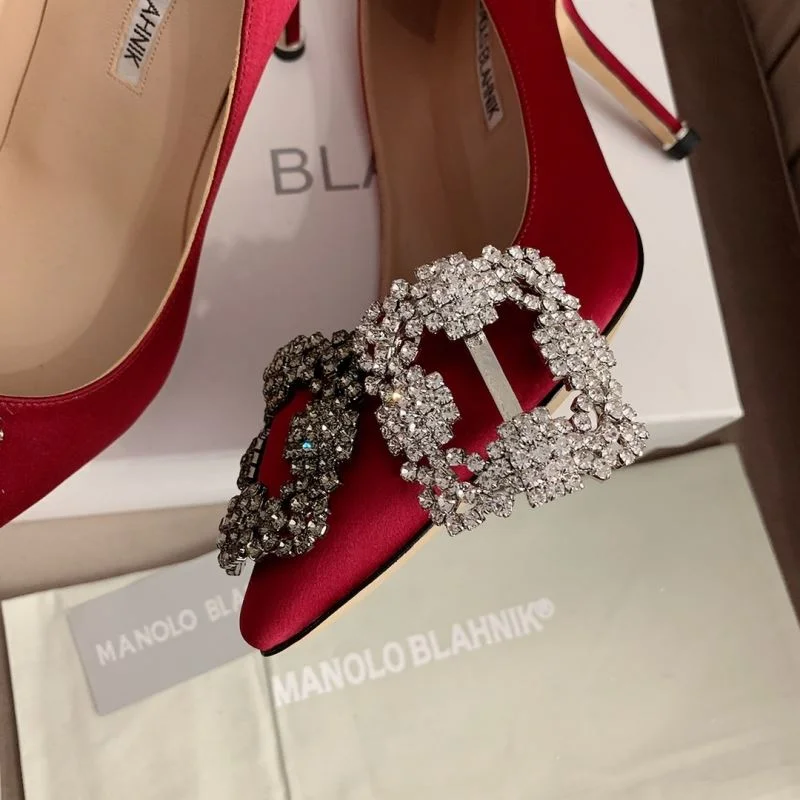 FashionForward Manolo Blahnik Shoes 9621