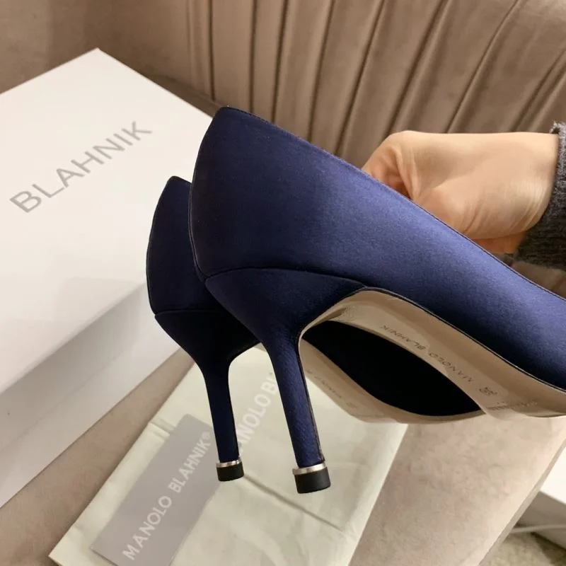 Manolo Blahnik Shoes Lightweight 9622