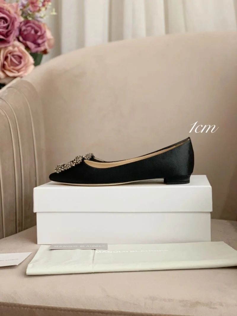 Manolo Blahnik Shoes Thermal 9661