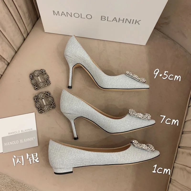 Elegant Manolo Blahnik Shoes 9619