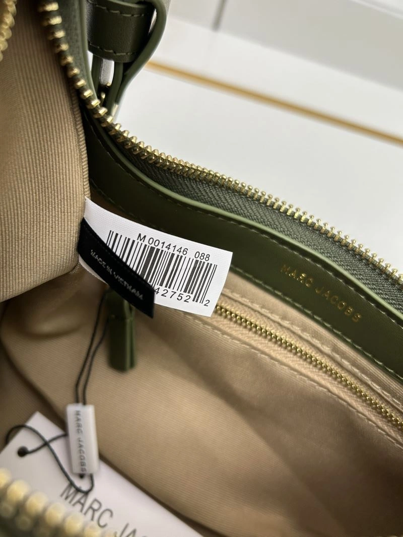 Marc Jacobs Hobo Bags AllSeason 83345