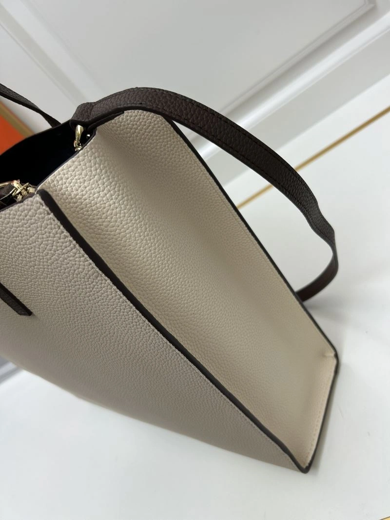 Contemporary Marc Jacobs Shopping Bags 83348