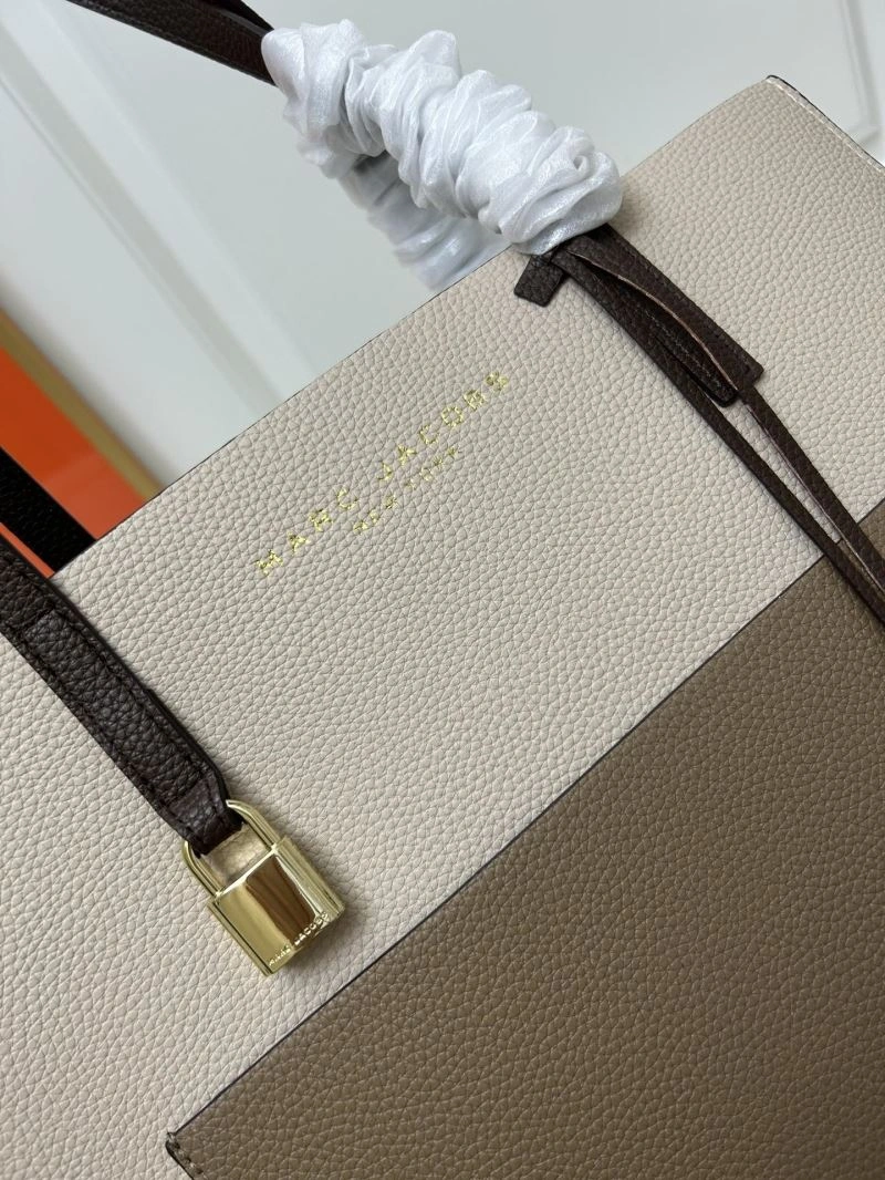 Contemporary Marc Jacobs Shopping Bags 83348