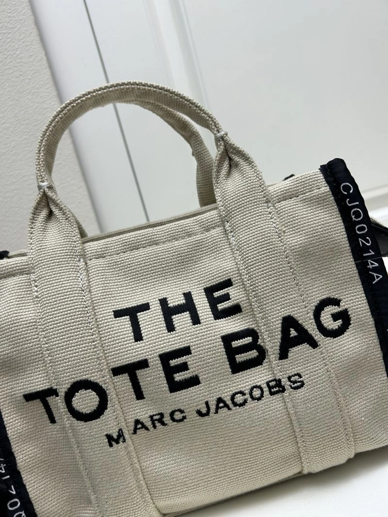 Sporty Marc Jacobs Shopping Bags 83330