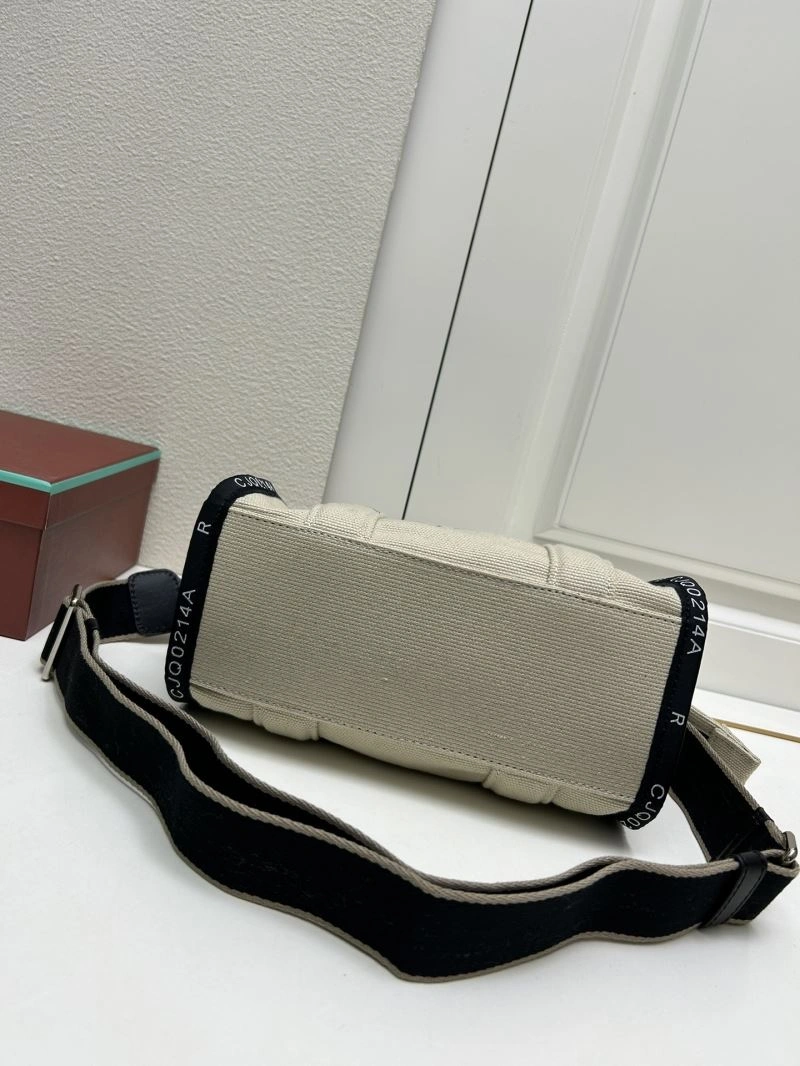 Sporty Marc Jacobs Shopping Bags 83330