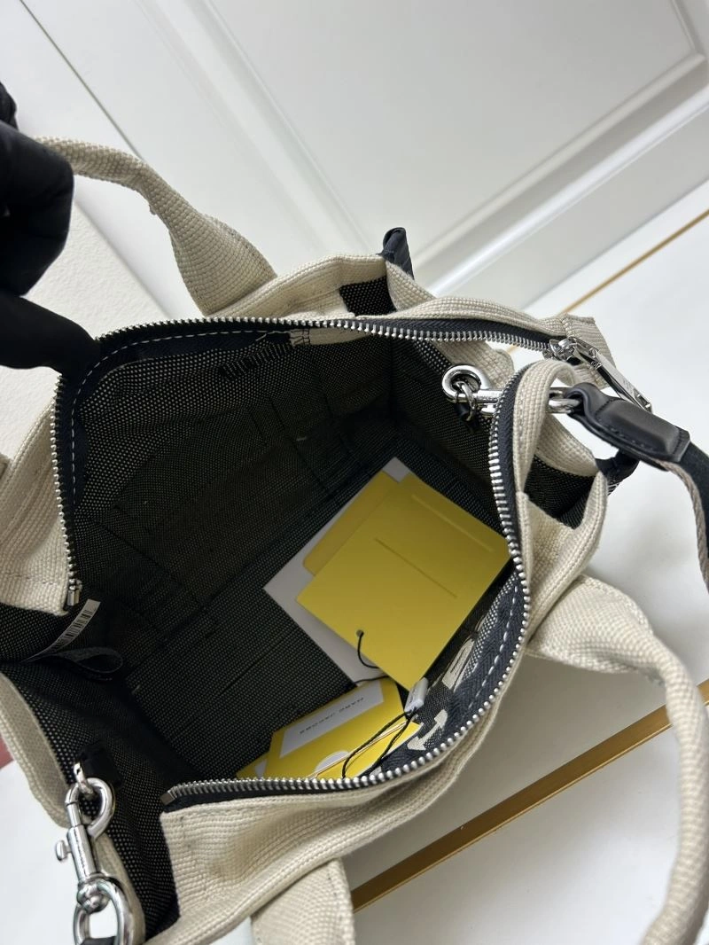 Sporty Marc Jacobs Shopping Bags 83330