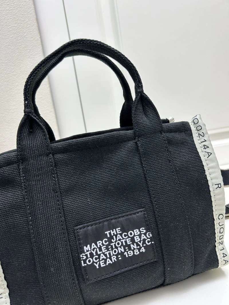 AllSeason Marc Jacobs Shopping Bags 83302