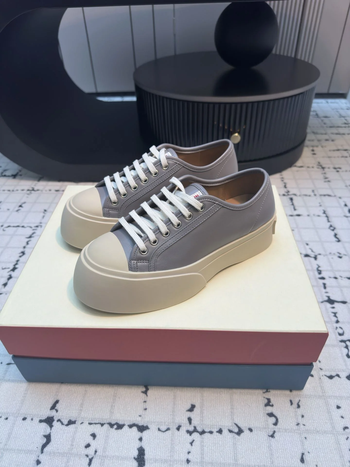 Marni Shoes Supportive 7632
