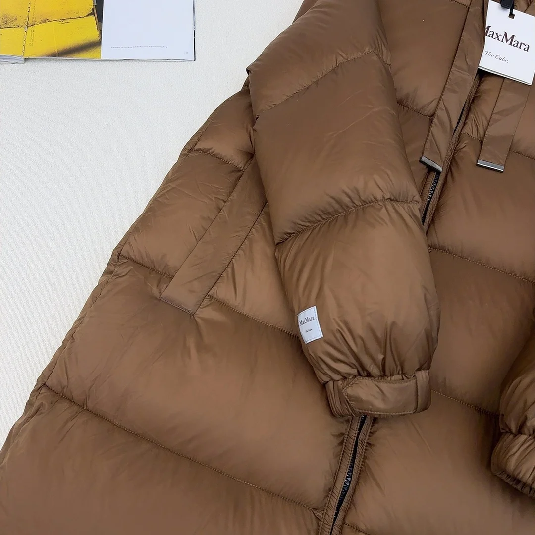 Minimalist Max Mara Down Jackets 165406
