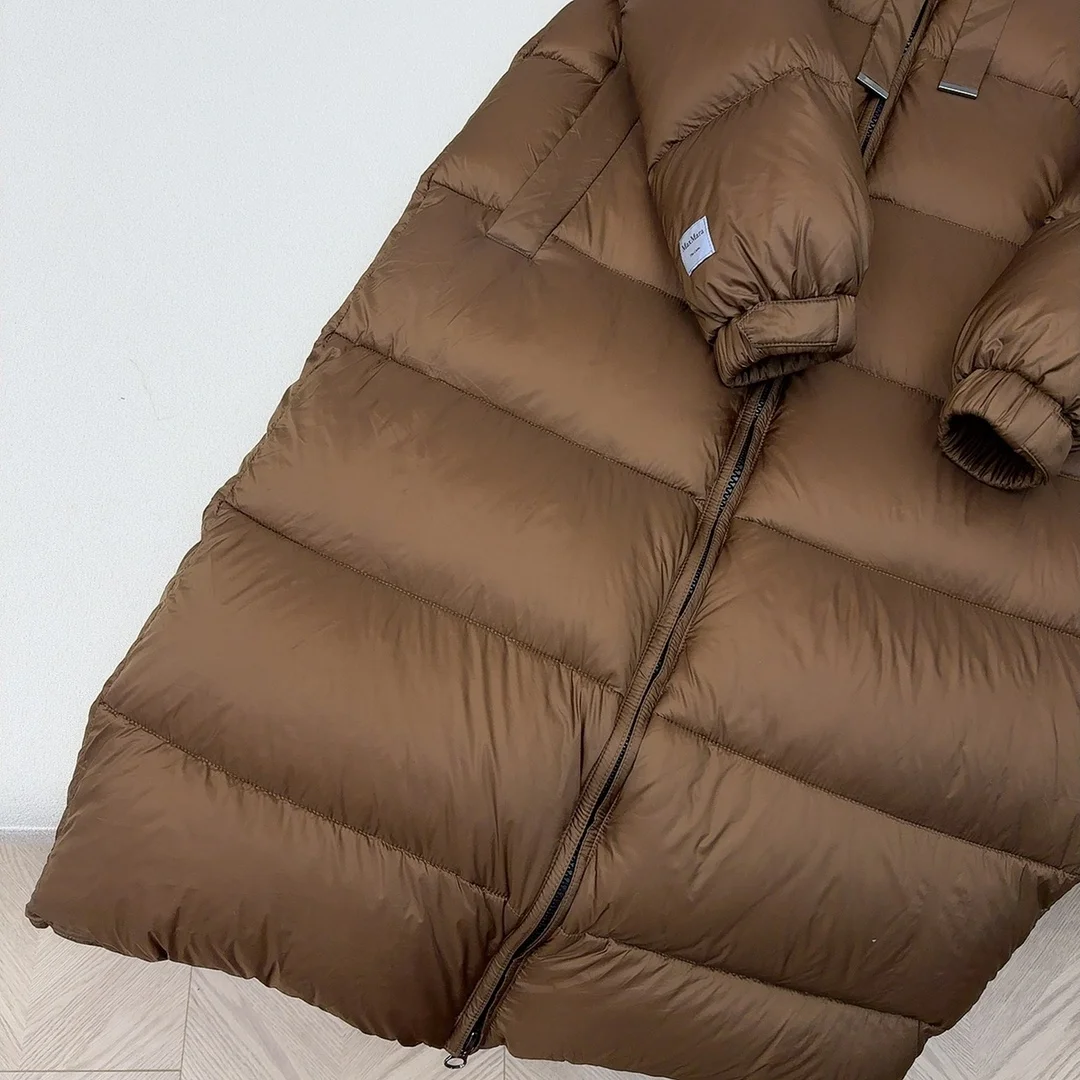 Minimalist Max Mara Down Jackets 165406