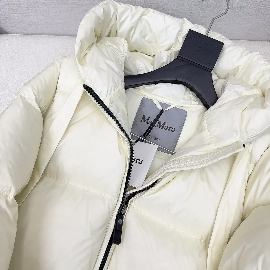Contemporary Max Mara Down Jackets 165400