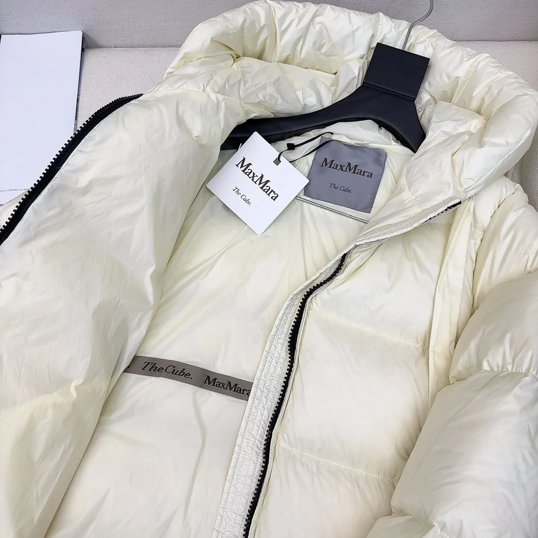 Contemporary Max Mara Down Jackets 165400