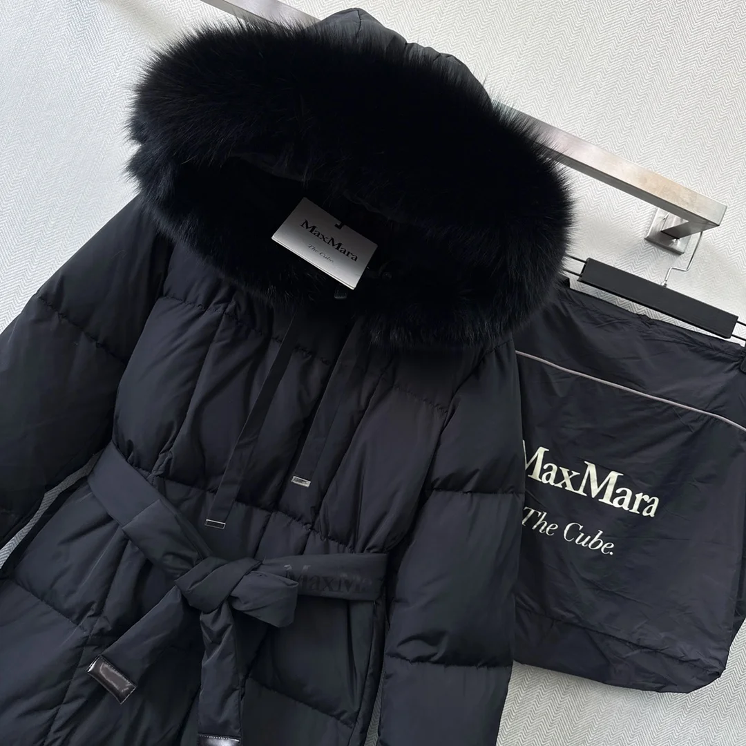 Max Mara Down Jackets EasyMatch 165403