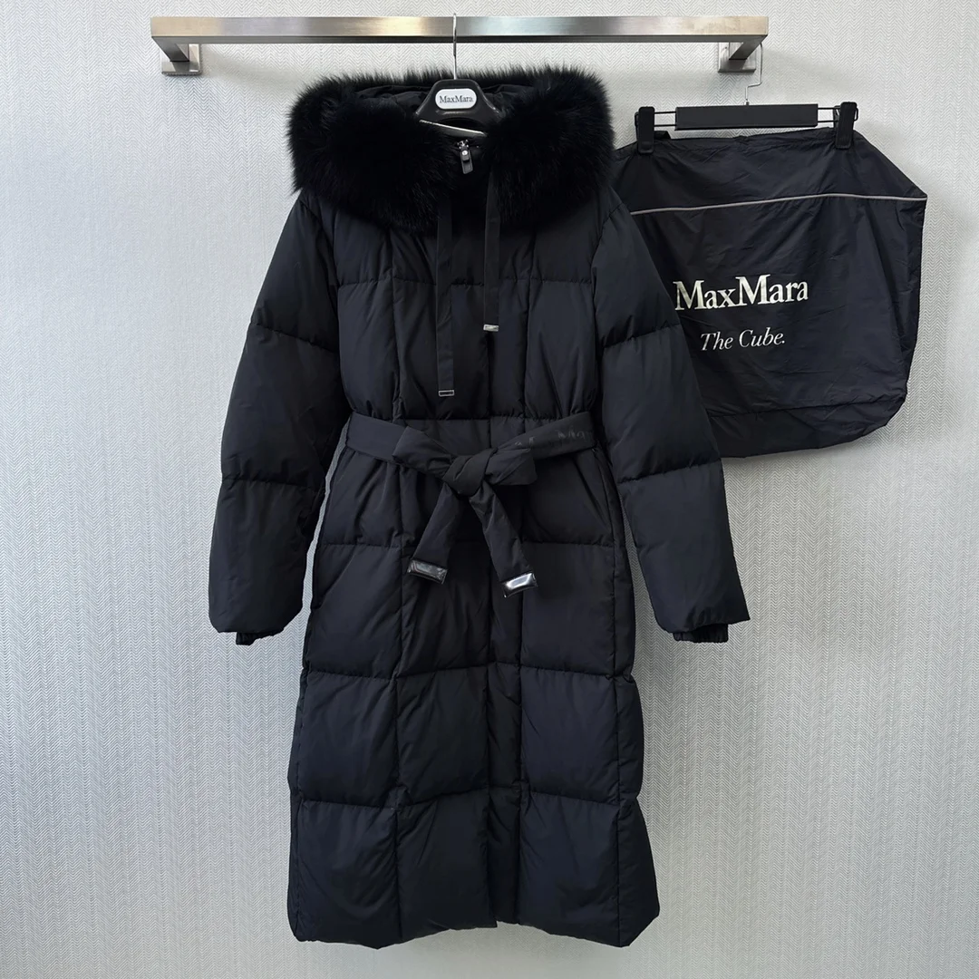 Max Mara Down Jackets EasyMatch 165403