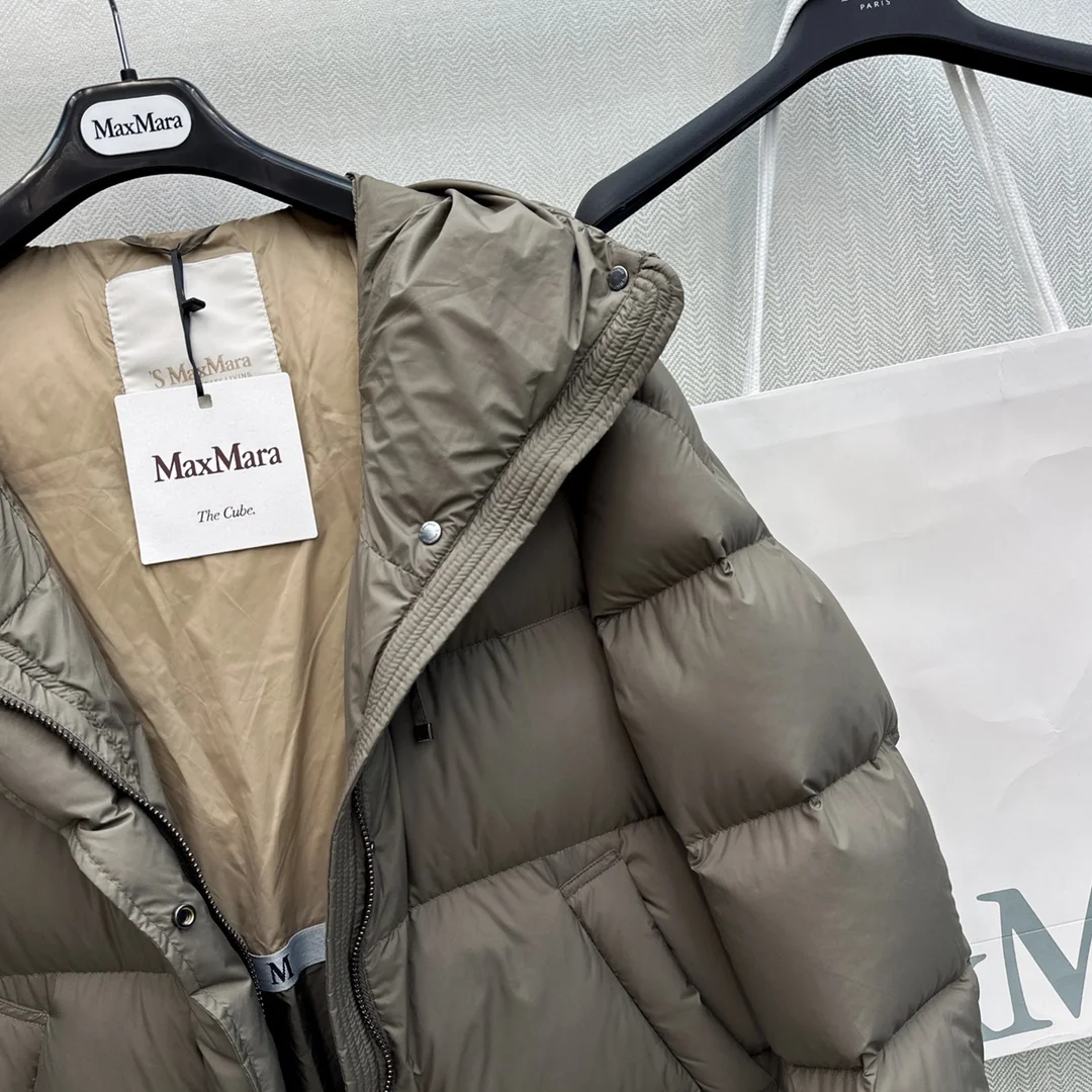 ModernLook Max Mara Down Jackets 165399