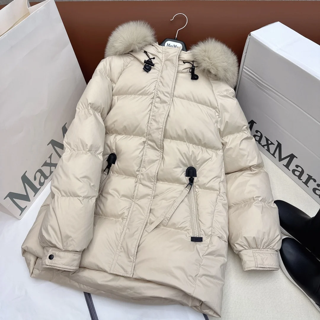 Sleek Max Mara Down Jackets 165436