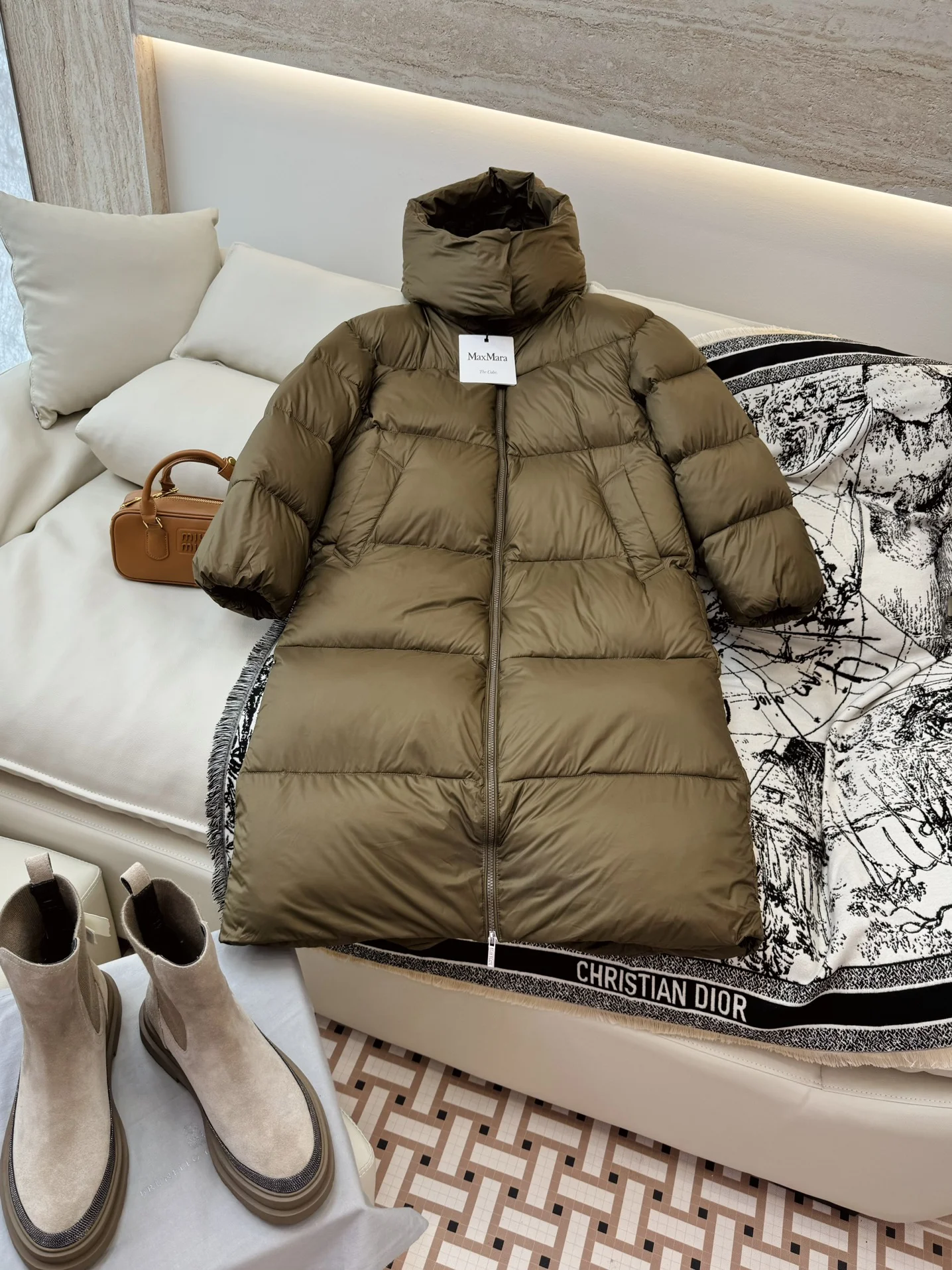 Max Mara Down Jackets FreshLook 165393