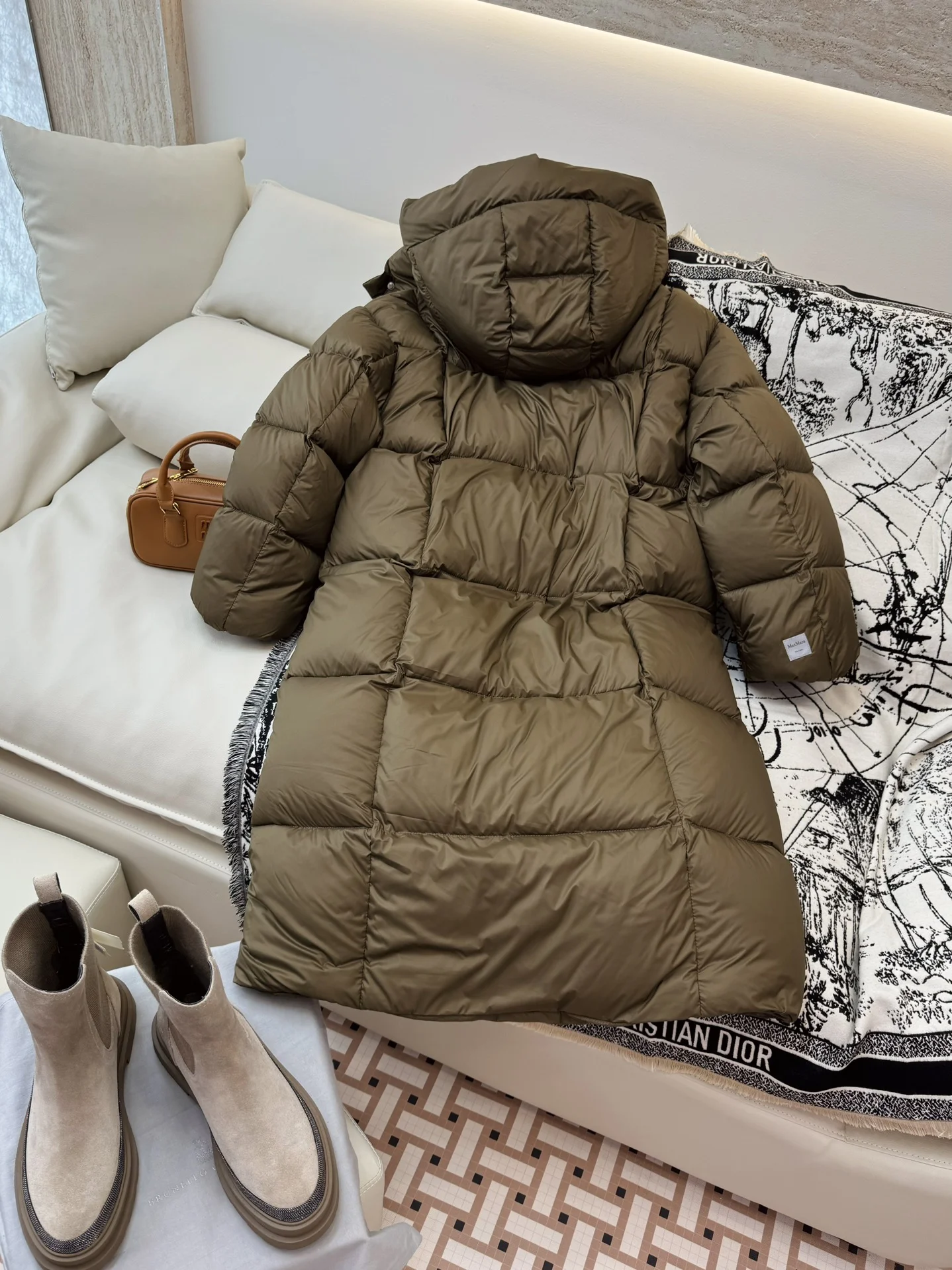 Max Mara Down Jackets FreshLook 165393