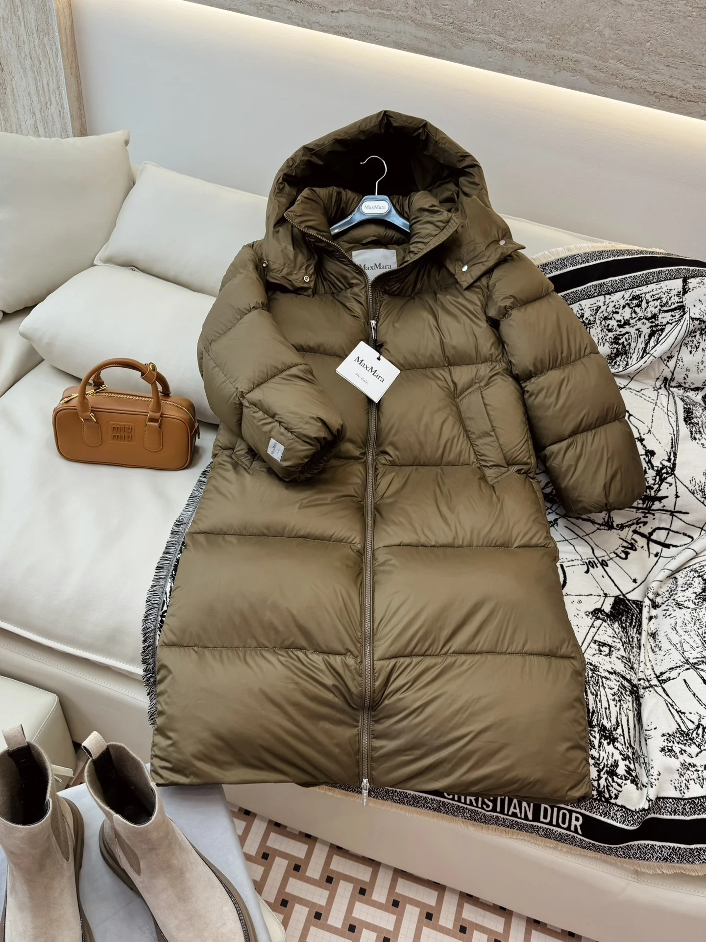 Max Mara Down Jackets FreshLook 165393