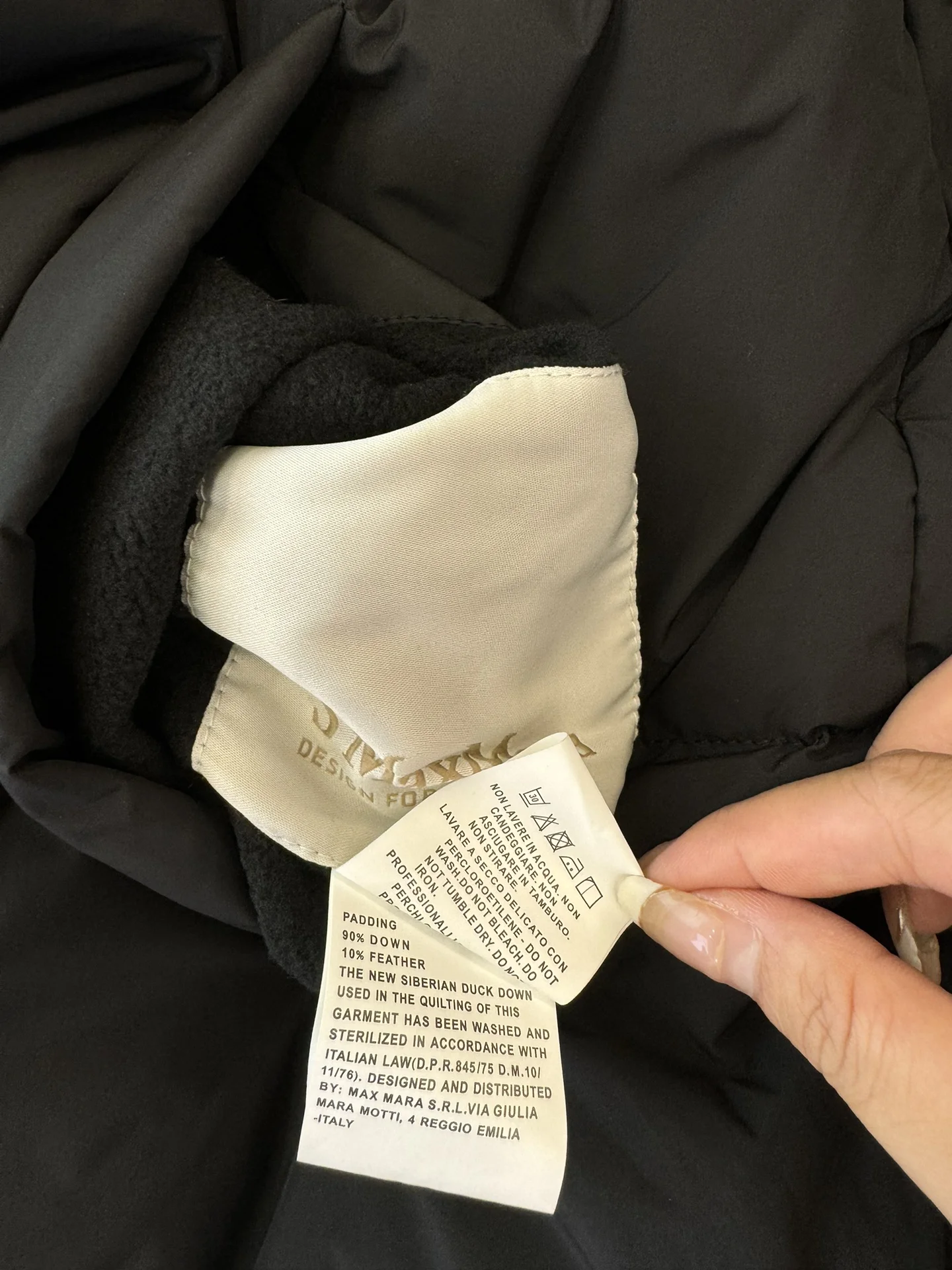Sleek Max Mara Down Jackets 165417