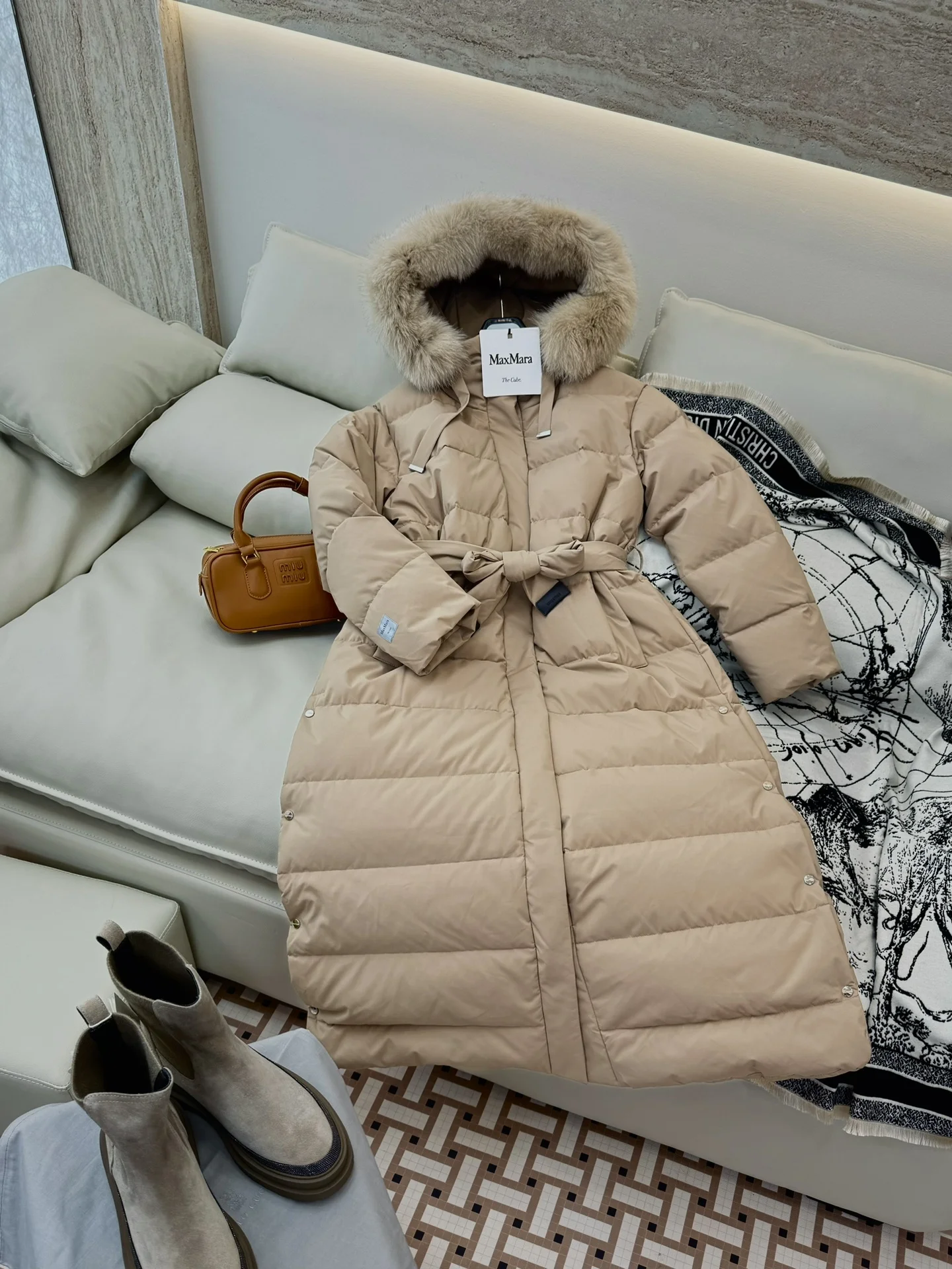 Max Mara Down Jackets EasyCare 165381