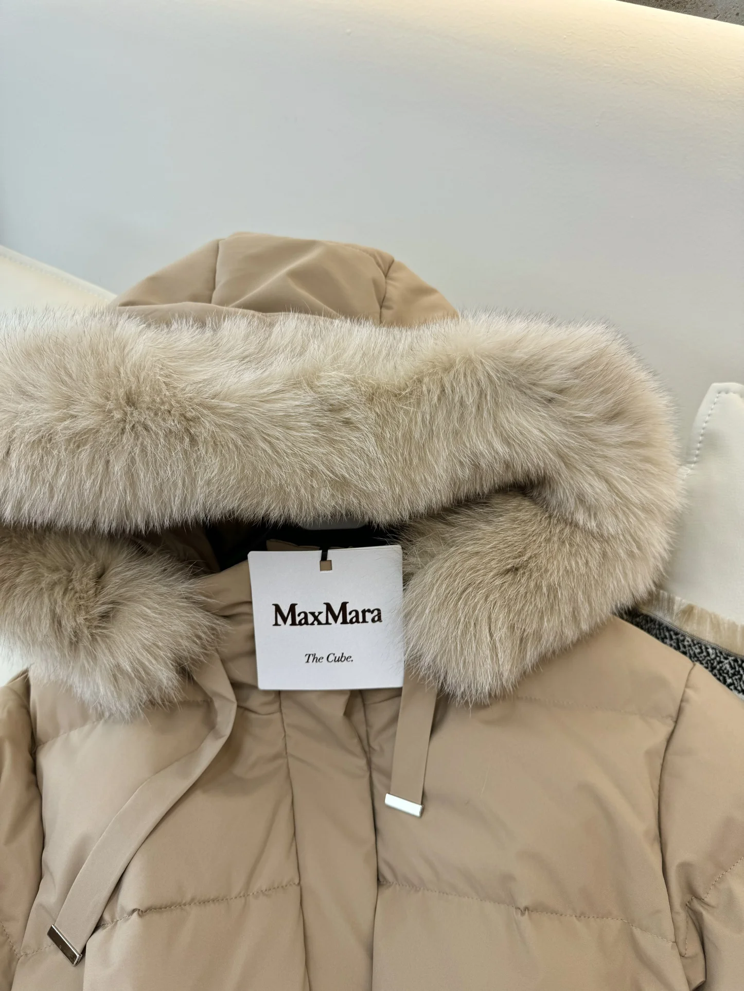 Max Mara Down Jackets EasyCare 165381