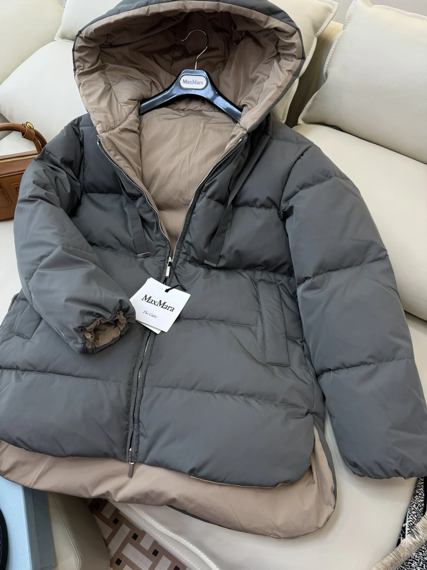 Max Mara Down Jackets WaterResistant 165386