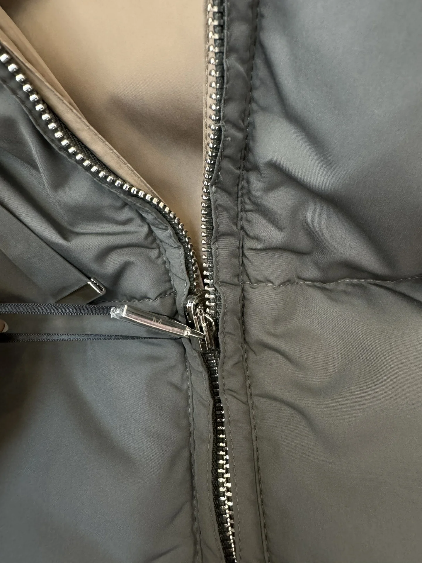 Max Mara Down Jackets WaterResistant 165386