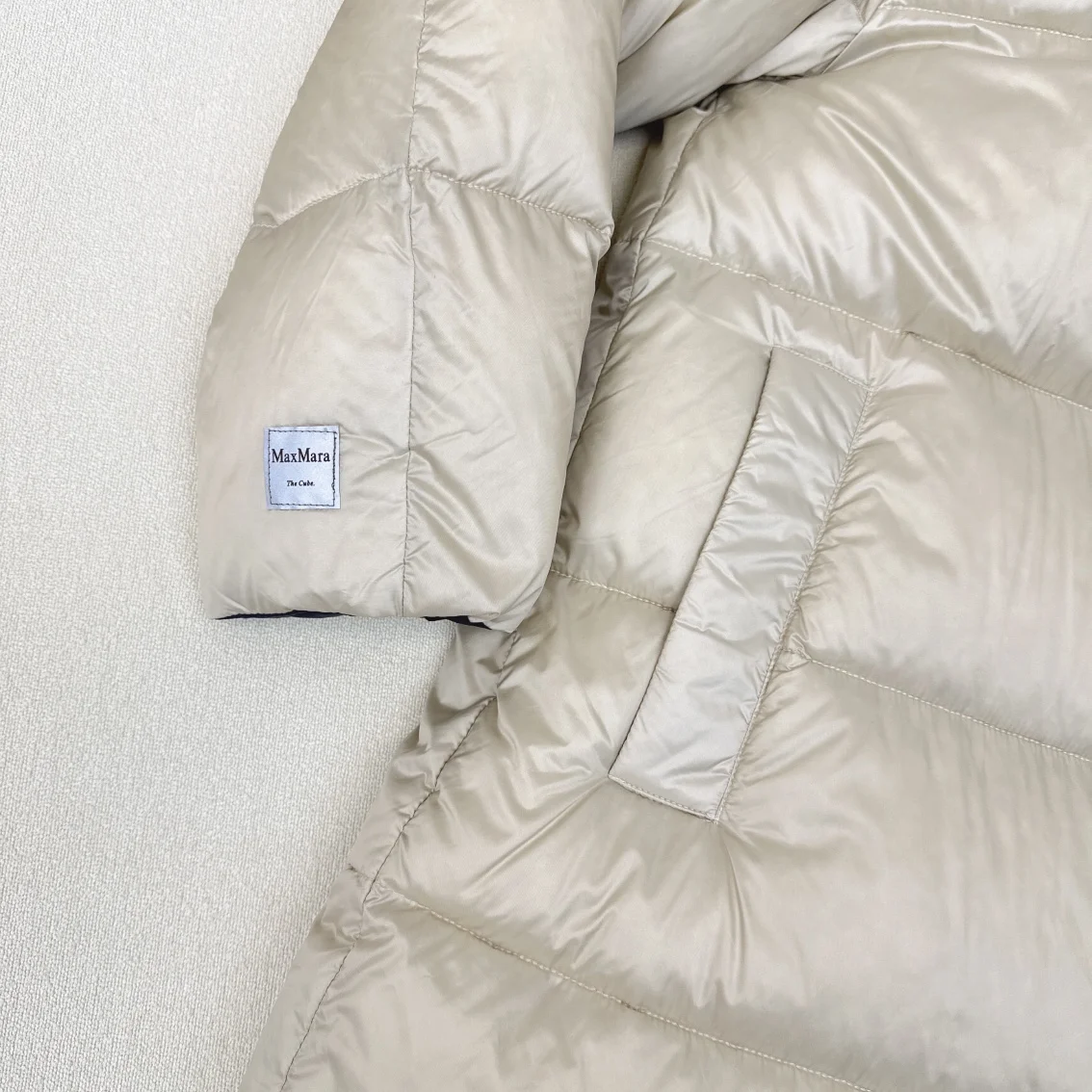 TechFriendly Max Mara Down Jackets 165375