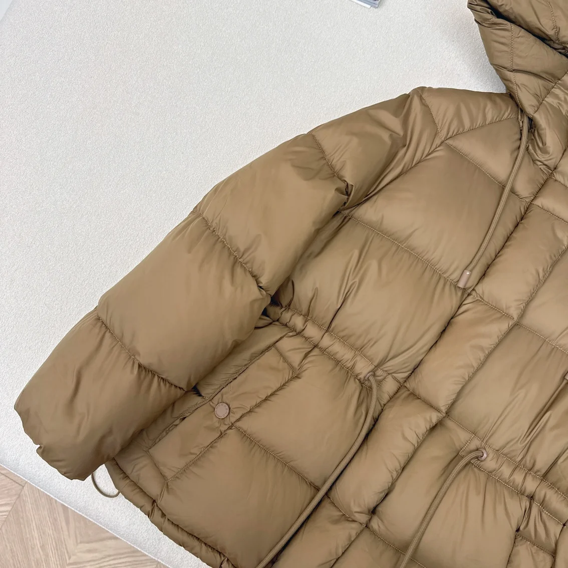 Max Mara Down Jackets Stretchable 165418