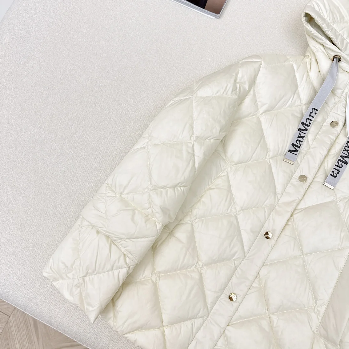 Seasonal Max Mara Down Jackets 165373