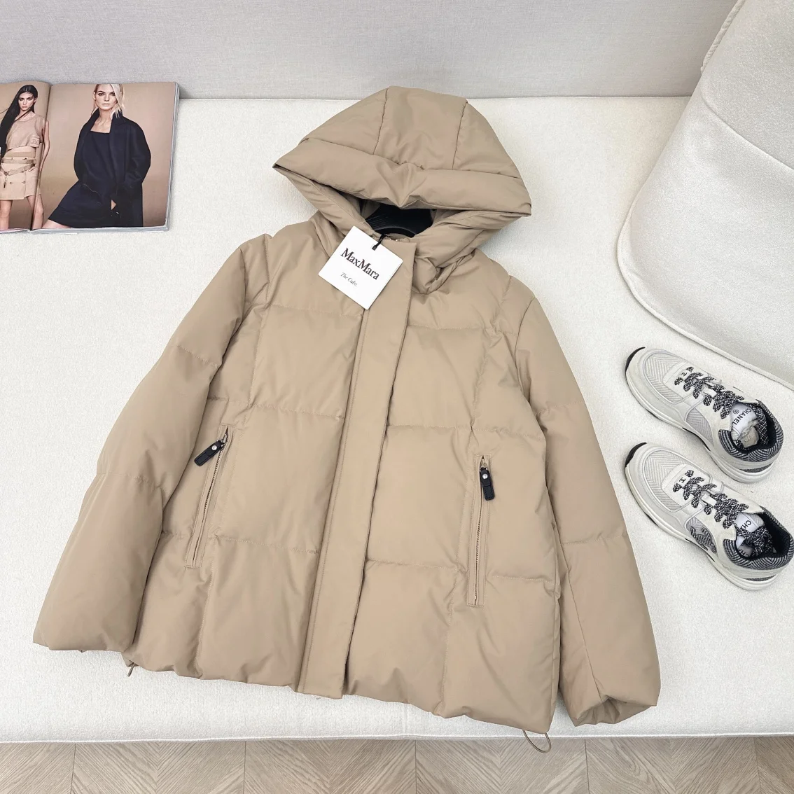 Max Mara Down Jackets Sleek 165370