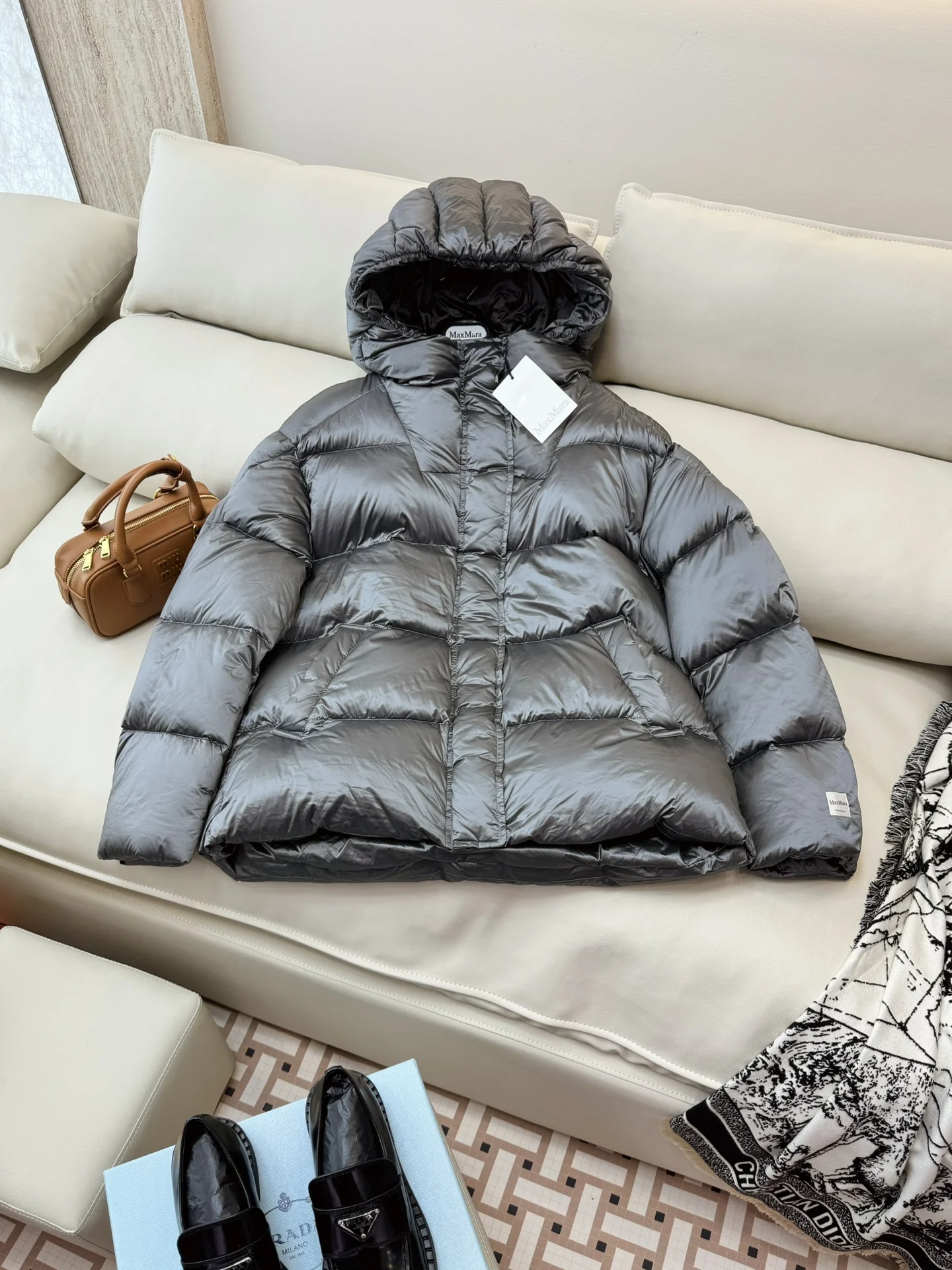 Max Mara Down Jackets Timeless 165394