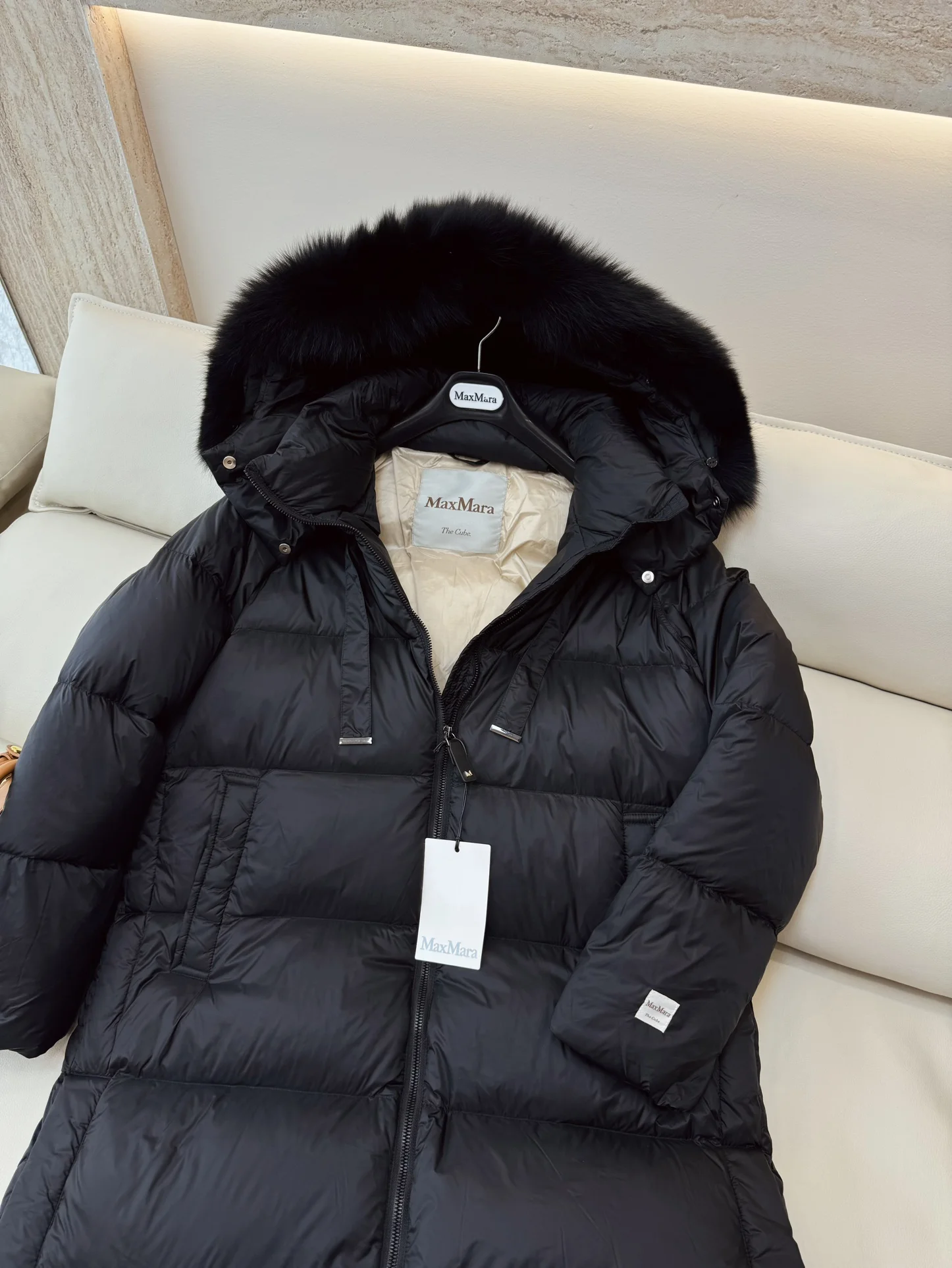 Max Mara Down Jackets EasyMatch 165362